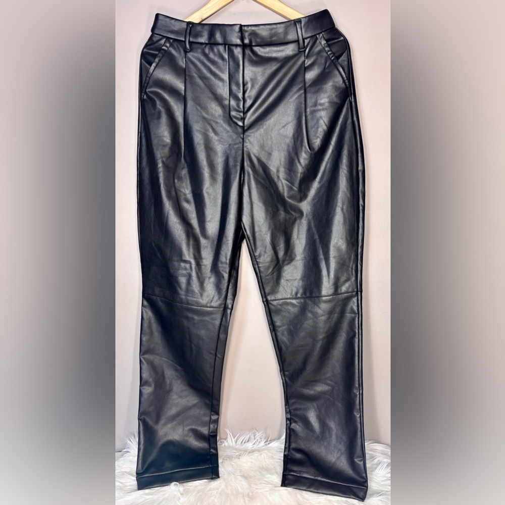 REITMANS NWT Faux Leather Trouser